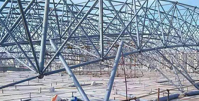 济宁盘点螺栓球网架对于选材方面的4个基本恳求